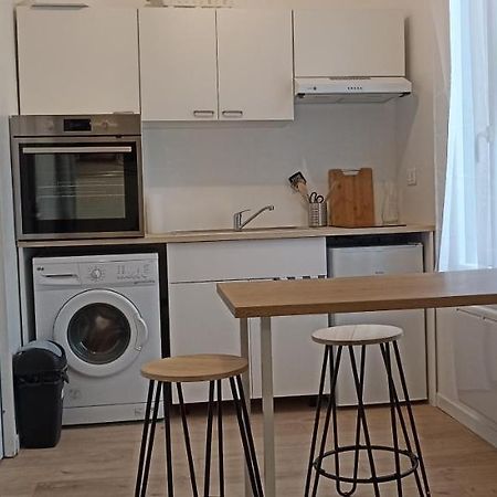 플로이락 Studio Cosy Avec Terrasse Et Jardin 아파트 외부 사진